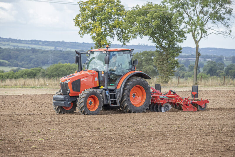 Kubota-M6-111u3m-Qualidisc_6315-1024x683.jpg