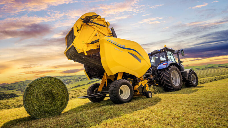 Pro-Belt?-Series-Variable-Chamber-Round-Balers_631540-1280x720.jpg