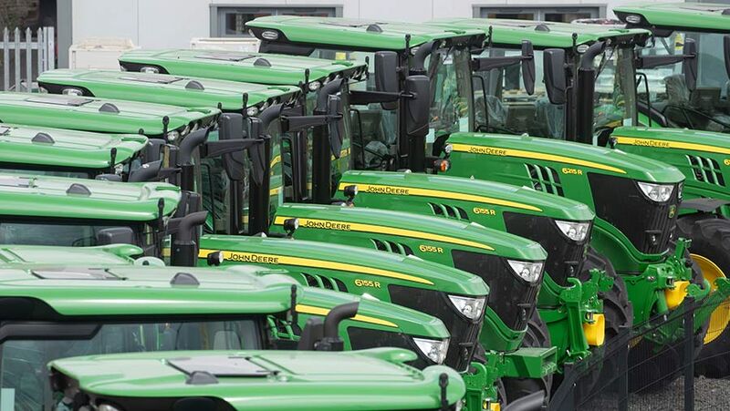 Tractor-sale-2021-582021__09774_C_Tim-Scrivener.jpg