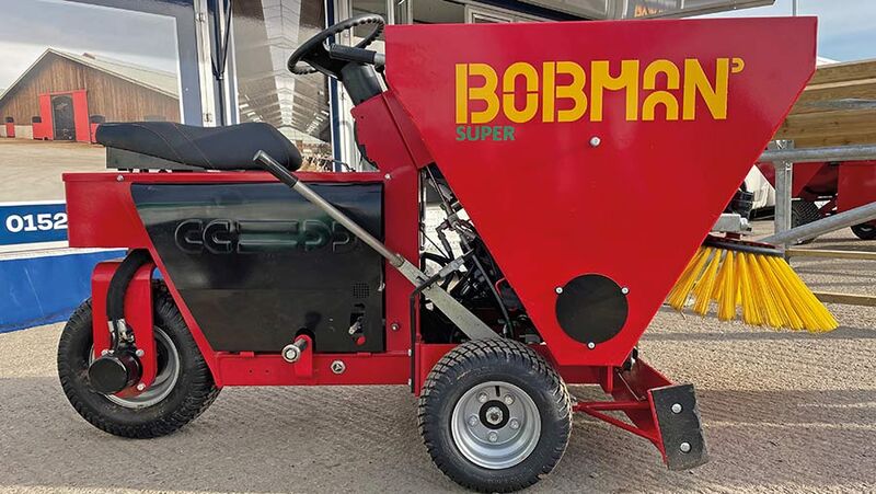 Bobman-electric_C_James-Andrews.jpg